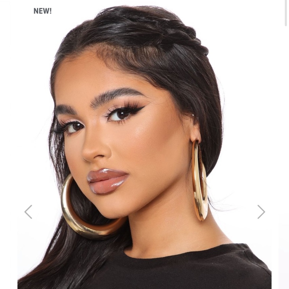 Fashion Nova hoops